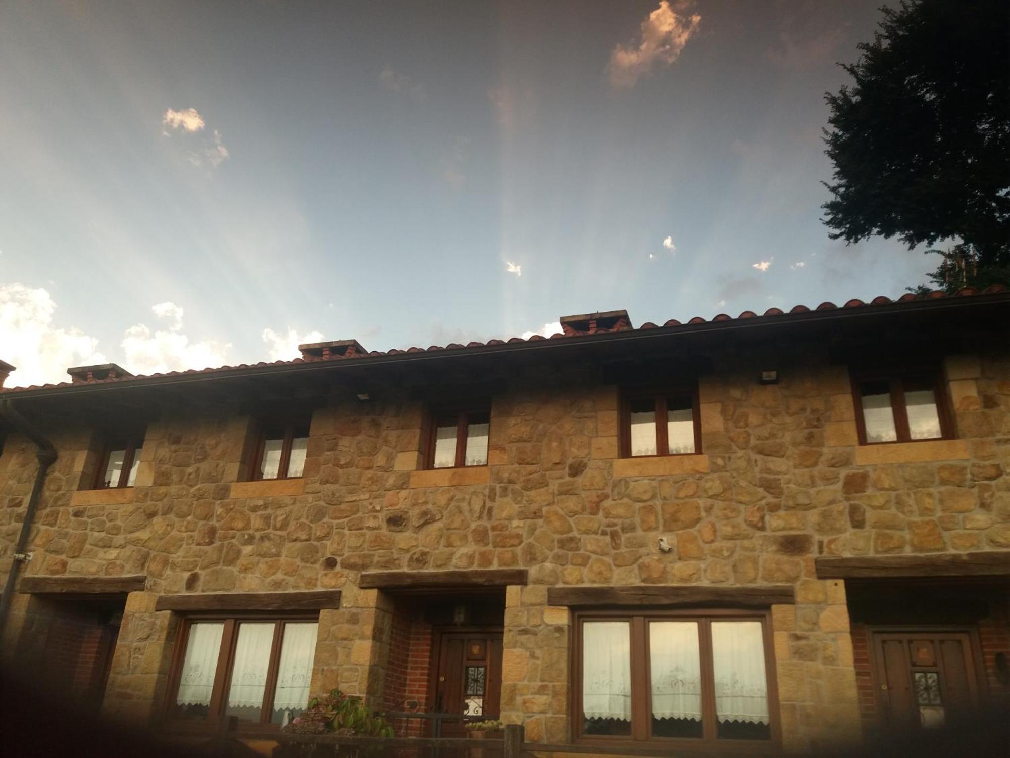Maison d'hôtes Fuente De Gueelo à San Bartolomé de Meruelo Extérieur photo