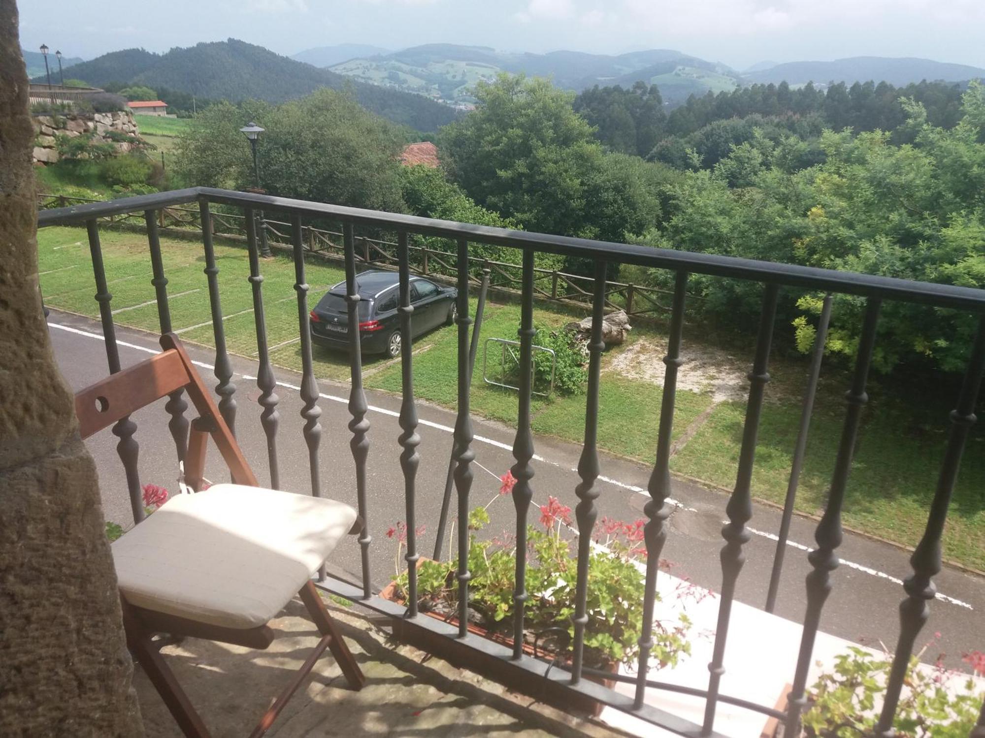 Maison d'hôtes Fuente De Gueelo à San Bartolomé de Meruelo Extérieur photo