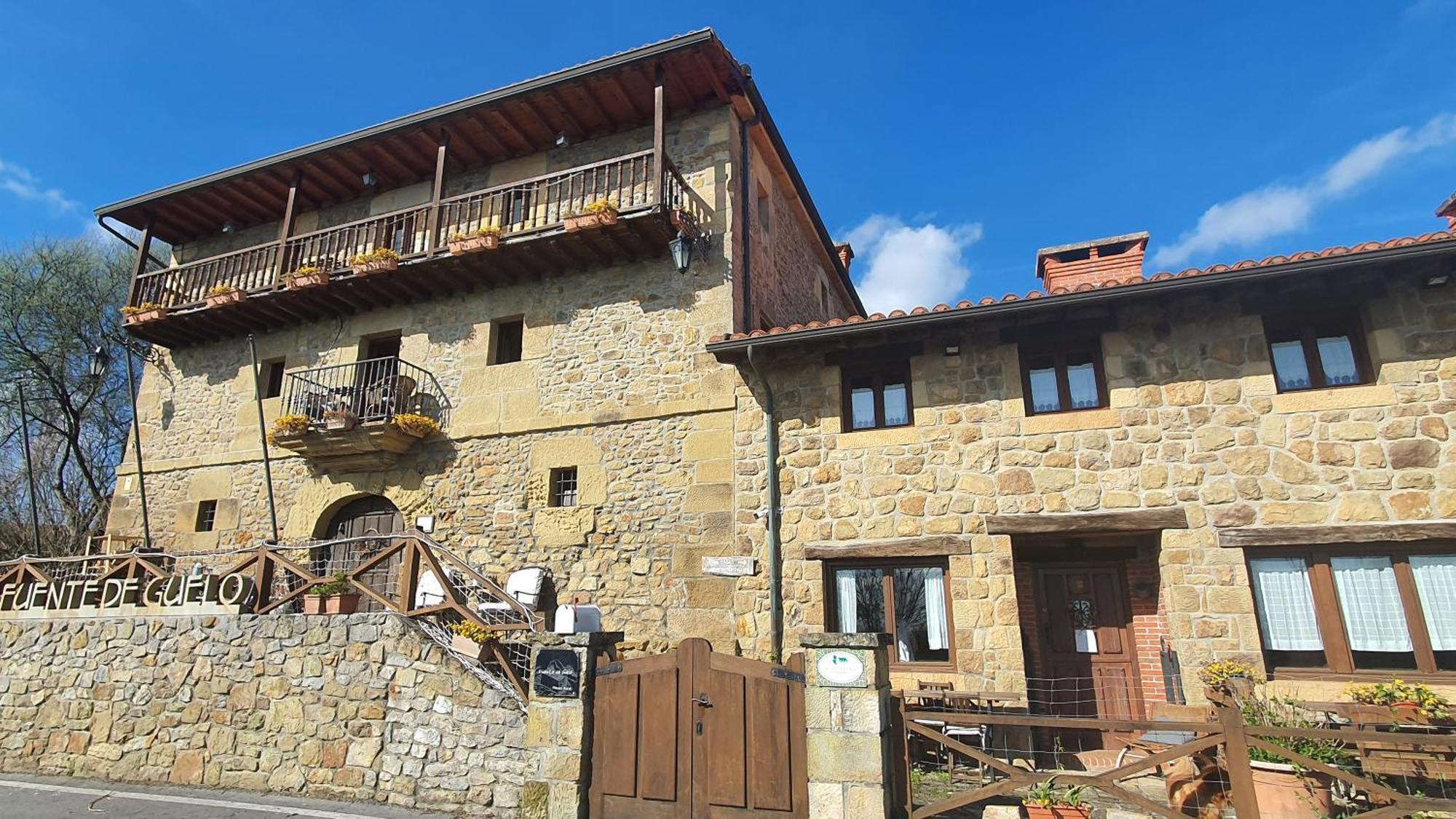 Maison d'hôtes Fuente De Gueelo à San Bartolomé de Meruelo Extérieur photo