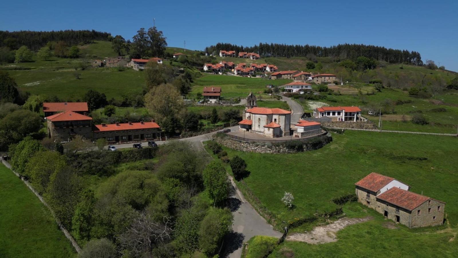 Maison d'hôtes Fuente De Gueelo à San Bartolomé de Meruelo Extérieur photo